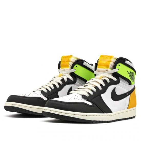 Scarpe Jordan 1 Retro High White Black Volt University Gold Donna/Uomo AJ1 555088-118